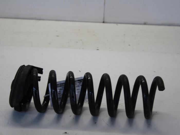 Rear coil spring from a Mercedes-Benz E (W211) 3.2 E-320 V6 18V 2002