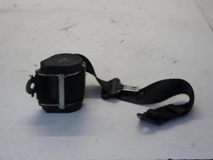 Used Rear seatbelt, centre Peugeot 207/207+ (WA/WC/WM) 1.4 Price on request offered by Gebr Opdam B.V.