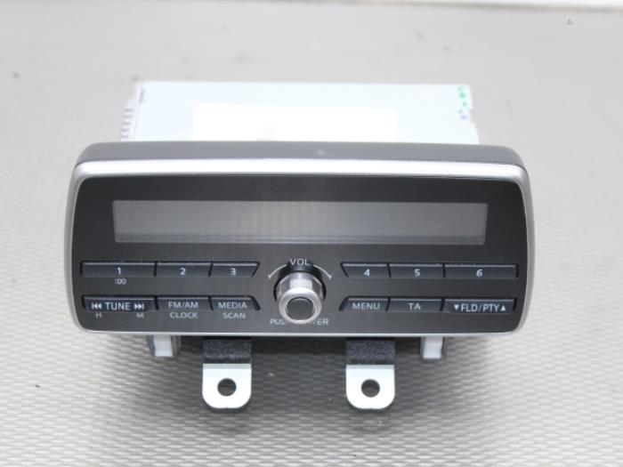 Radio from a Mazda 2 (DJ/DL) 1.5 SkyActiv-G 90 2015