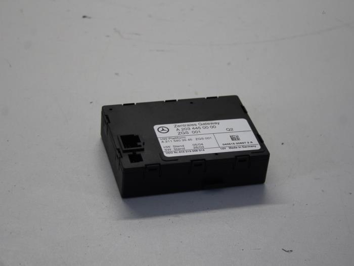 Używane Modul gateway Mercedes C Combi (S203) 2.2 C-200 CDI 16V Cena na żądanie oferowane przez Gebr Opdam B.V.