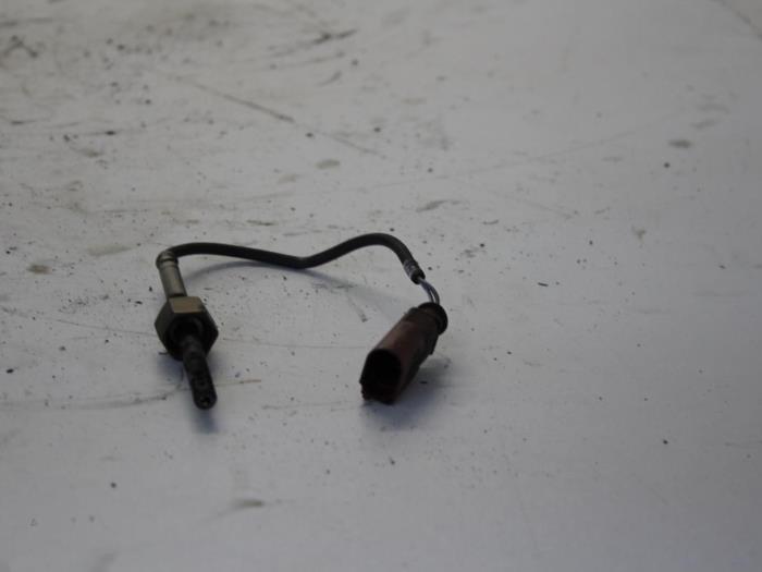 Usagé Sensor température d’échappement Volkswagen Crafter Prix € 51,00 Règlement à la marge proposé par Gebr Opdam B.V.