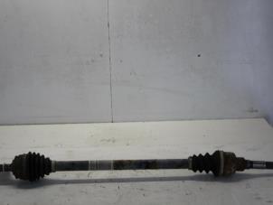 Used Front drive shaft, right Peugeot 208 I (CA/CC/CK/CL) Price € 90,00 Margin scheme offered by Gebr Opdam B.V.