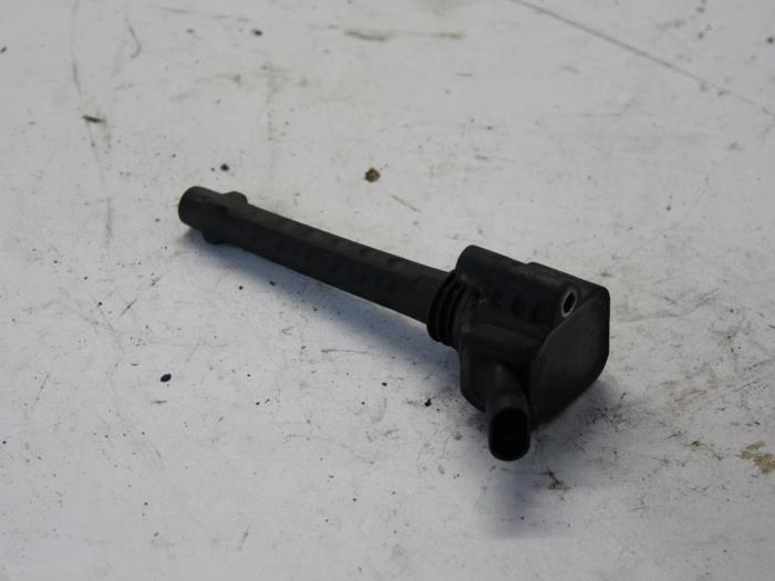 Ignition coil from a Abarth 500/595/695 1.4 T-Jet 16V 2011