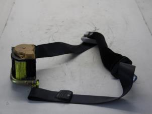 Used Front seatbelt, right Toyota Corolla (E12) 1.6 16V VVT-i Price on request offered by Gebr Opdam B.V.
