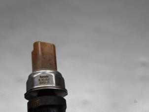 Used Fuel injector nozzle Peugeot 308 Price on request offered by Gebr Opdam B.V.
