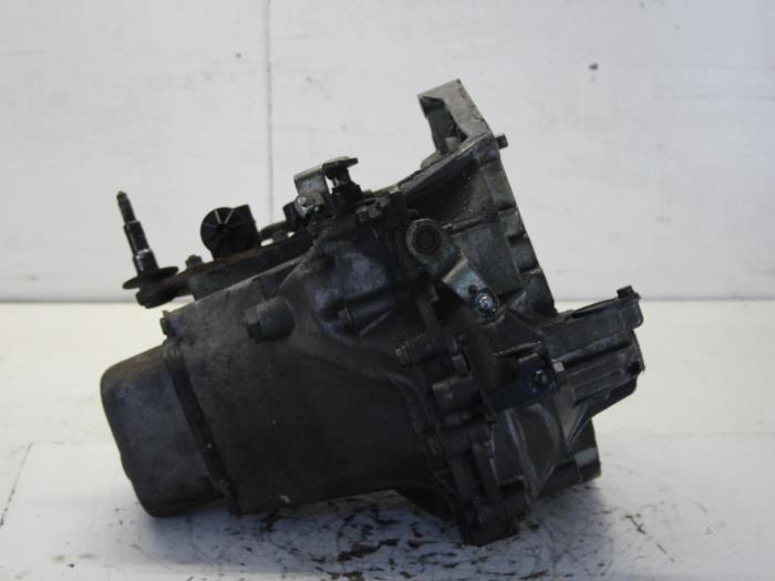 Gearbox Peugeot 206+ 1.1 XR,XS - 2231W9 HFX 20CQ82