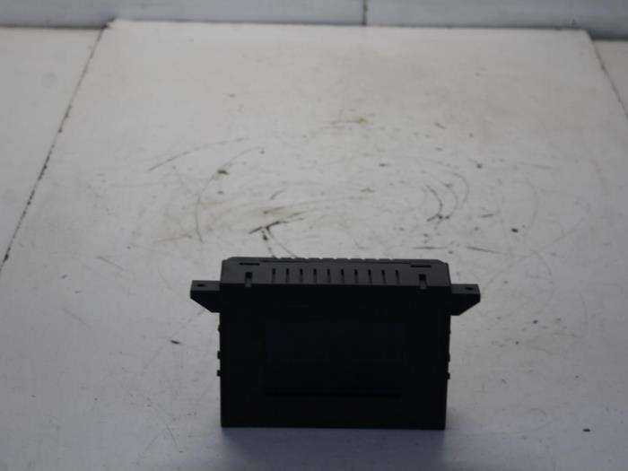 Begagnade Innerdisplay Opel Corsa D 1.3 CDTi 16V ecoFLEX Pris € 34,00 Marginaltabell erbjuds av Gebr Opdam B.V.