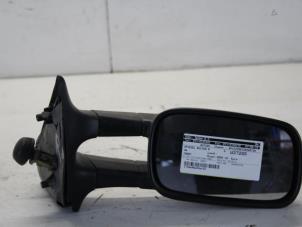 Gebrauchte Außenspiegel rechts Volkswagen Caddy II (9K9A) 1.9 SDI Preis € 20,00 Margenregelung angeboten von Gebr Opdam B.V.