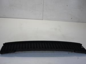 Used Bumper grille Fiat 500 (312) 0.9 TwinAir 85 Price on request offered by Gebr Opdam B.V.