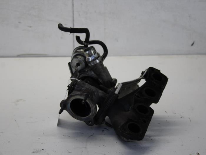 Gebrauchte Turbo Renault Clio III (BR/CR) 1.2 16V TCe 100 Preis € 85,00 Margenregelung angeboten von Gebr Opdam B.V.