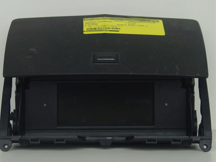 Begagnade Innerdisplay Mercedes C (W204) 2.2 C-220 CDI 16V Pris € 34,00 Marginaltabell erbjuds av Gebr Opdam B.V.