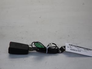 Used Front seatbelt buckle, right Seat Ibiza IV (6J5) 1.2 TDI Ecomotive Price € 20,00 Margin scheme offered by Gebr Opdam B.V.