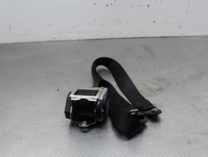 Used Seatbelt tensioner, right Mercedes Vito (639.6) 2.2 111 CDI 16V Price on request offered by Gebr Opdam B.V.