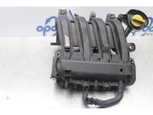 Used Intake manifold Renault Twingo (C06) 1.2 16V Quickshift Price € 50,00 Margin scheme offered by Gebr Opdam B.V.