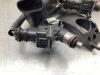 Injector (petrol injection) from a Renault Twingo (C06) 1.2 16V Quickshift 2007