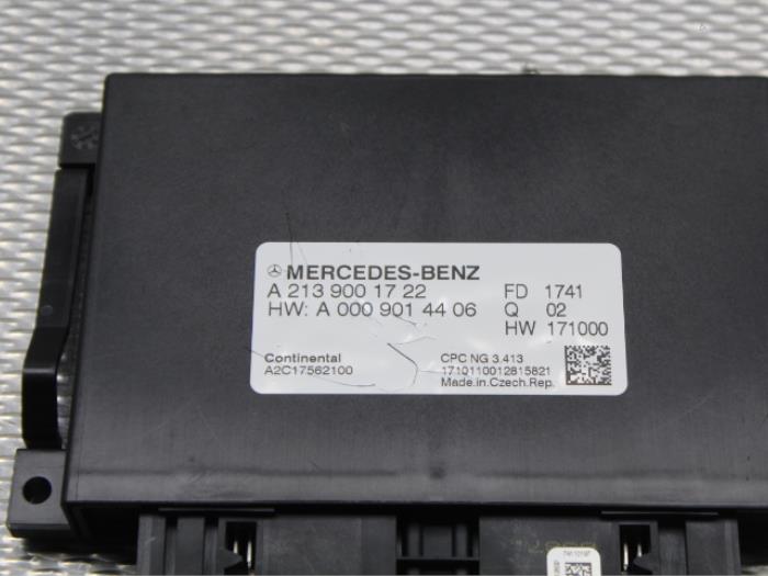 Ordenador varios de un Mercedes-Benz Sprinter 4t (907.6/910.6) 411 CDI 2.0 D RWD 2018