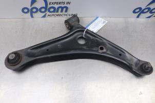 Used Front lower wishbone, right Mitsubishi Space Star (A0) 1.0 12V Price € 40,00 Margin scheme offered by Gebr Opdam B.V.
