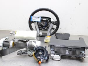 Używane Zestaw + Modul poduszki powietrznej Toyota Prius (ZVW3) 1.8 16V Cena na żądanie oferowane przez Gebr Opdam B.V.