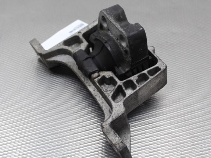 Used Engine mount Ford Transit Connect (PJ2) 1.6 TDCi 16V 75 Price on request offered by Gebr Opdam B.V.