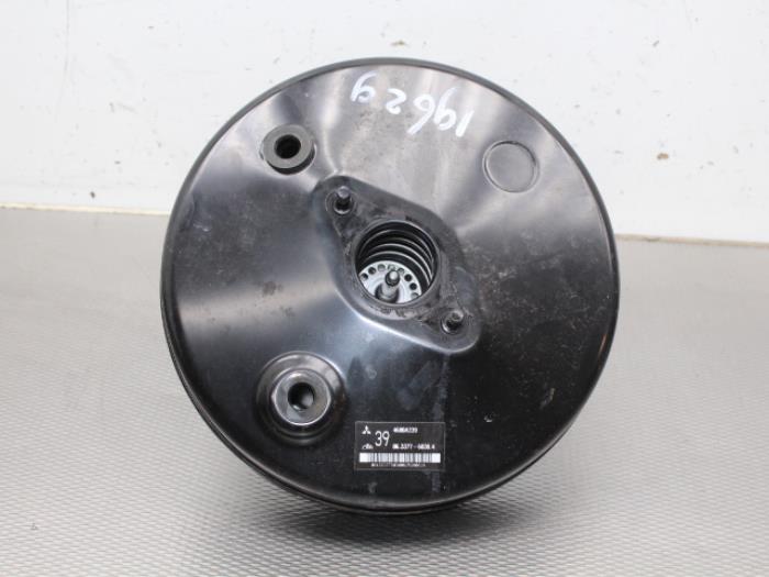 Usagé Servo frein Mitsubishi ASX 1.6 MIVEC 16V Prix sur demande proposé par Gebr Opdam B.V.