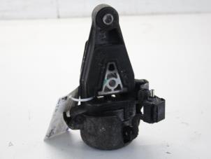 Used Gearbox mount Peugeot 407 Price on request offered by Gebr Opdam B.V.