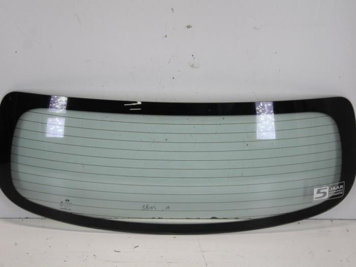 Rear window from a Hyundai i20 1.2i 16V 2011