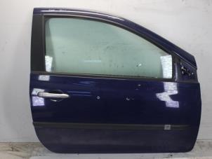 Used Door 2-door, right Renault Clio III (BR/CR) 1.4 16V Price € 100,00 Margin scheme offered by Gebr Opdam B.V.