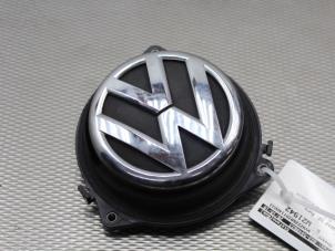 Used Handle Volkswagen Polo V (6R) 1.2 TDI 12V BlueMotion Price on request offered by Gebr Opdam B.V.