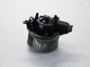 Used Heating and ventilation fan motor Citroen Xsara (N1) 1.6i Price € 30,00 Margin scheme offered by Gebr Opdam B.V.
