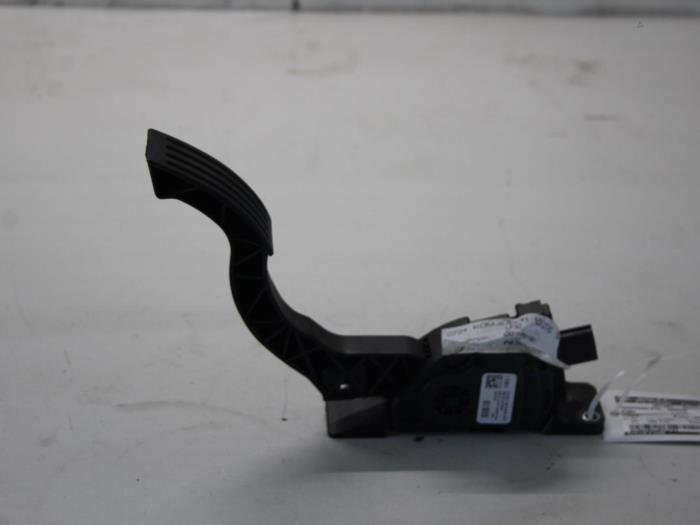 Begagnade Gaspedalsensor Ford Focus 3 Wagon 1.0 Ti-VCT EcoBoost 12V 125 Pris på förfrågan erbjuds av Gebr Opdam B.V.