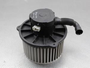 Usados Motor de ventilador de calefactor Hyundai Elantra III 2.0 CRDi 16V Precio de solicitud ofrecido por Gebr Opdam B.V.