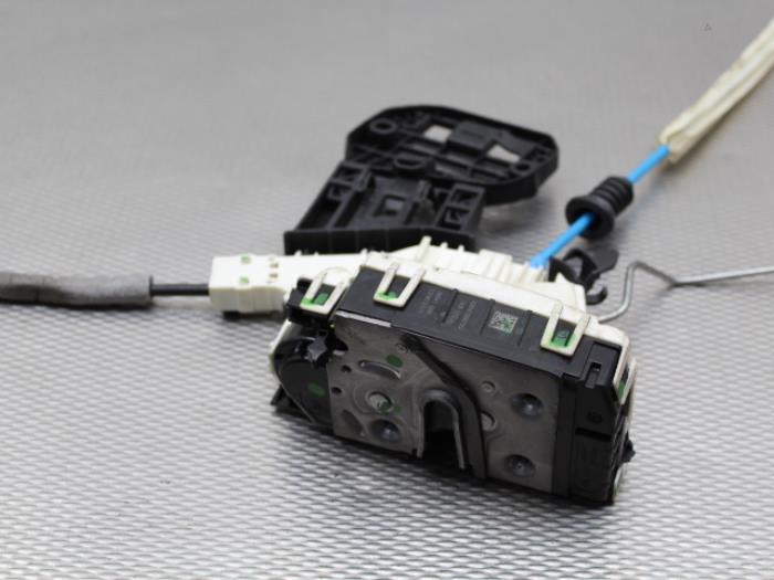thumbnail image 2 of Genuine Mercedes W176 W246 Rear Left Door Lock Actuator A2047303535 2 of 4