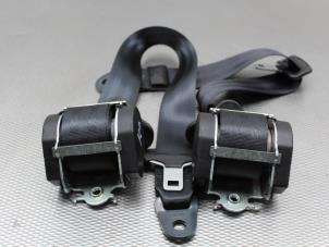 Used Set of seatbelts, rear seats Peugeot 206+ (2L/M) 1.1 XR,XS Price on request offered by Gebr Opdam B.V.