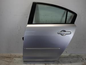 Używane Drzwi lewe tylne wersja 4-drzwiowa Mazda 3. Cena € 75,00 Procedura marży oferowane przez Gebr Opdam B.V.