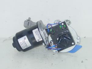 Used Front wiper motor Opel Agila (B) 1.2 16V Price on request offered by Gebr Opdam B.V.