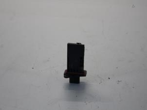 Gebrauchte Luftmassenmesser Mini Mini (F55) 1.5 12V Cooper Preis € 50,00 Margenregelung angeboten von Gebr Opdam B.V.