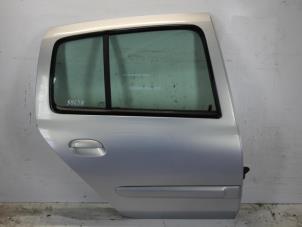 Used Rear door 4-door, right Renault Clio II (BB/CB) 1.6 16V Price on request offered by Gebr Opdam B.V.