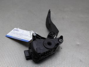 Używane Czujnik polozenia pedalu gazu Nissan Qashqai (J11) 1.2 DIG-T 16V Cena na żądanie oferowane przez Gebr Opdam B.V.
