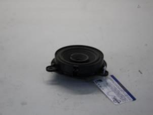 Used Speaker Renault Clio Price on request offered by Gebr Opdam B.V.