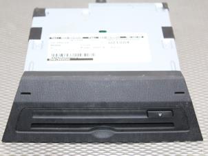 Used CD player Mazda 2 (DJ/DL) 1.5 SkyActiv-G 90 Price on request offered by Gebr Opdam B.V.