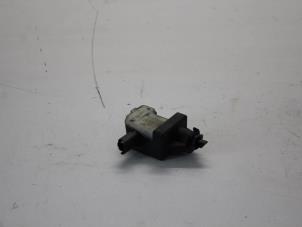 Used Tank flap lock motor Citroen C4 Grand Picasso (UA) Price on request offered by Gebr Opdam B.V.