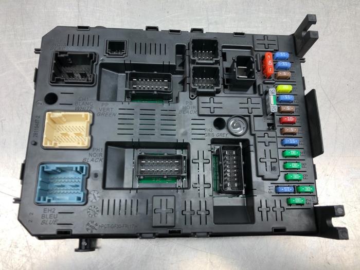 Fuse box Citroen C4 Grand Picasso - 9666895680 JOHNSON