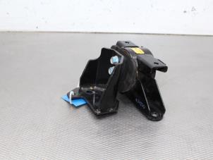 Used Gearbox mount Kia Picanto (TA) 1.0 12V Price on request offered by Gebr Opdam B.V.