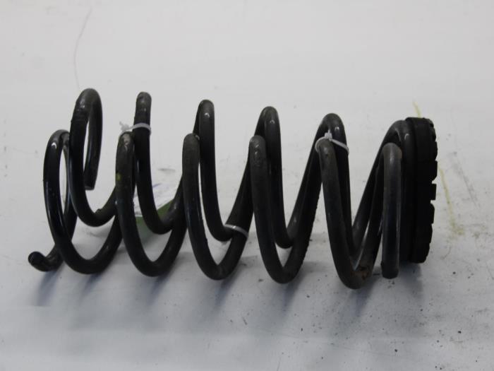 Rear coil spring from a Ford Mondeo IV Wagon 1.6 TDCi 16V 2012