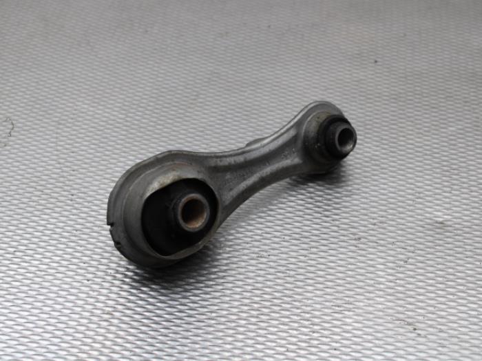 Used Engine mount Renault Clio IV (5R) 0.9 Energy TCE 90 12V Price on request offered by Gebr Opdam B.V.
