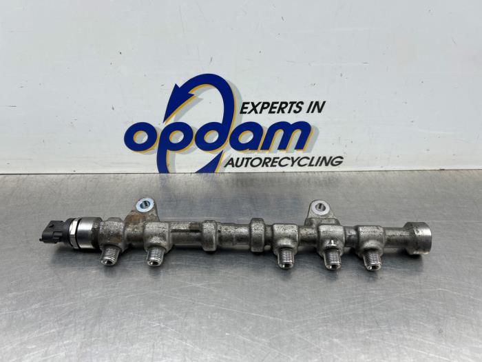 Usagé Capteur de pression carburant Opel Corsa D 1.3 CDTi 16V ecoFLEX Prix € 64,00 Règlement à la marge proposé par Gebr Opdam B.V.