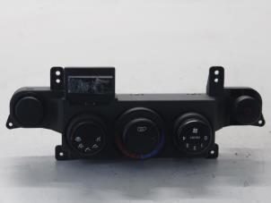 Usagé Panneau de commandes chauffage Hyundai H300 Prix sur demande proposé par Gebr Opdam B.V.