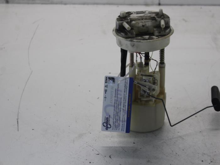 Gebrauchte Benzinpumpe Fiat Seicento (187) 1.1 SPI Sporting Preis € 24,00 Margenregelung angeboten von Gebr Opdam B.V.