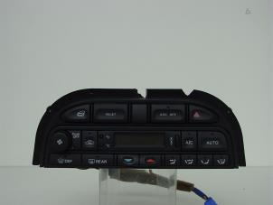 Used Heater control panel Jaguar XJ8 (X308) 3.2 V8 32V Executive Price on request offered by Gebr Opdam B.V.