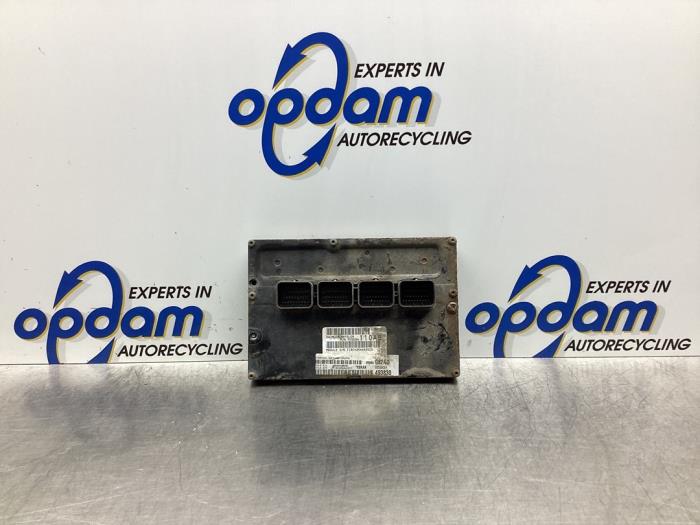 Used Engine management computer Chrysler Voyager/Grand Voyager (RG/RS) 3.3 V6 AWD Grand Voyager Price € 106,00 Margin scheme offered by Gebr Opdam B.V.